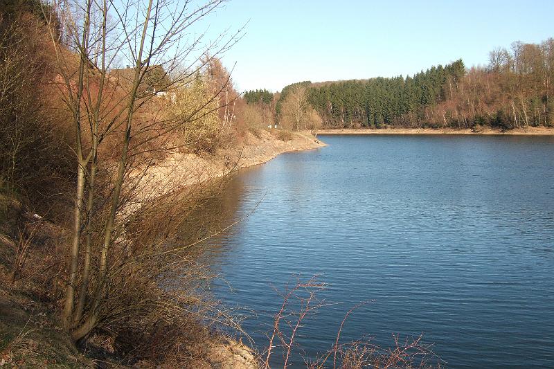2011-03- (18).JPG - Die Wupper-Talsperre bei Hückeswagen